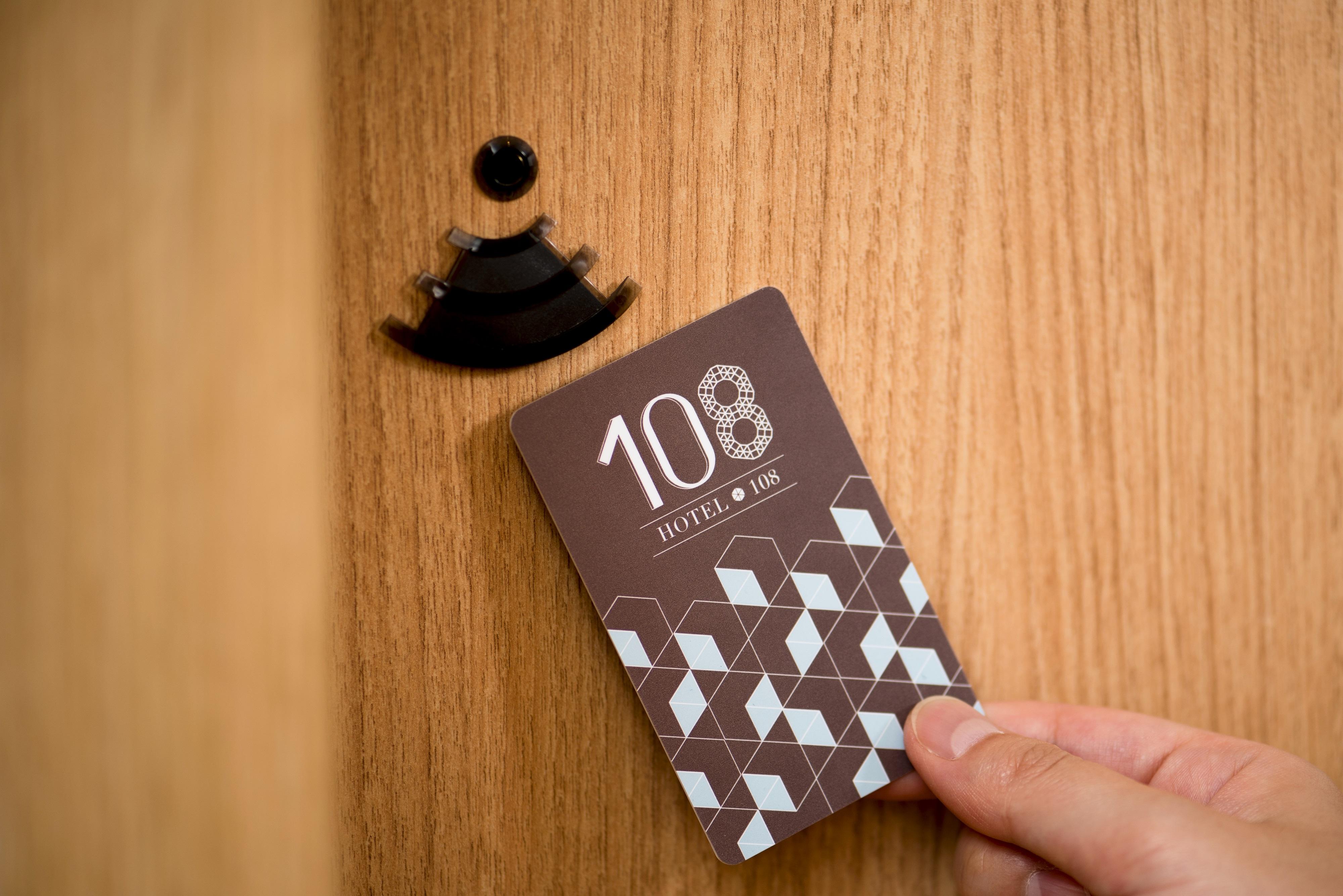 Hotel 108, Hong Kong Exterior photo